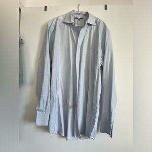 Men’s light blue button up shirt long sleeve XL Uniqlo
